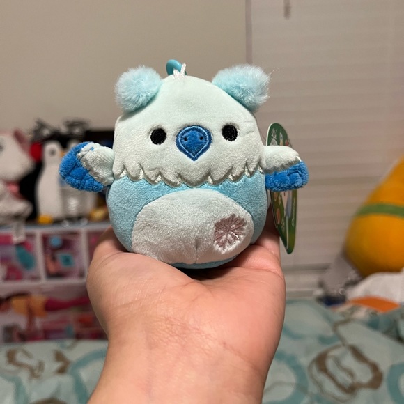 New Duane the Griffin Squishmallows clip - Picture 9 of 11